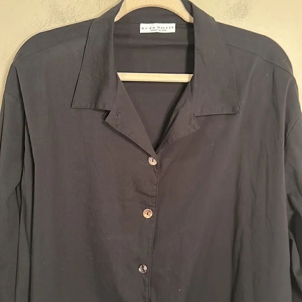 Brynn Walker Black Front Button Tunic Top M - Picture 2 of 8